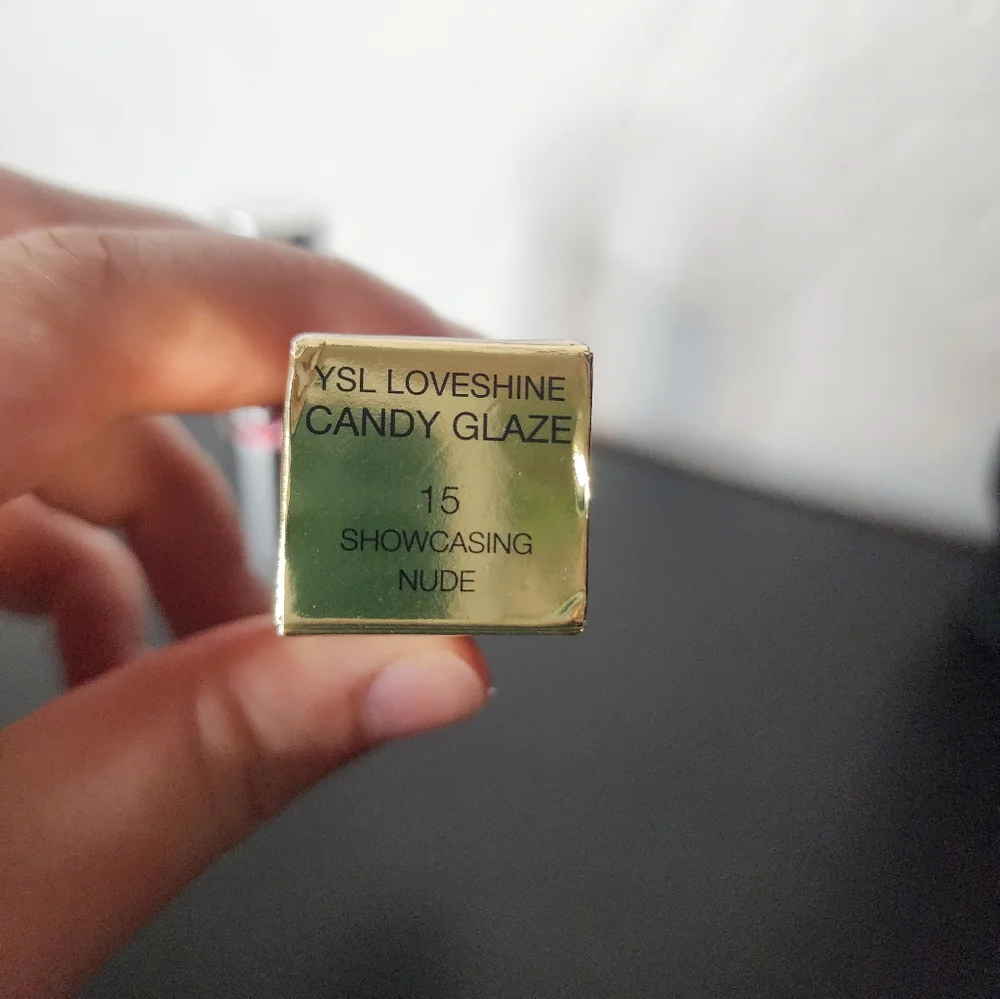 NEW YSL Yves Saint Laurent Candy Glaze Showcasing Nude Lip Gloss Number 15